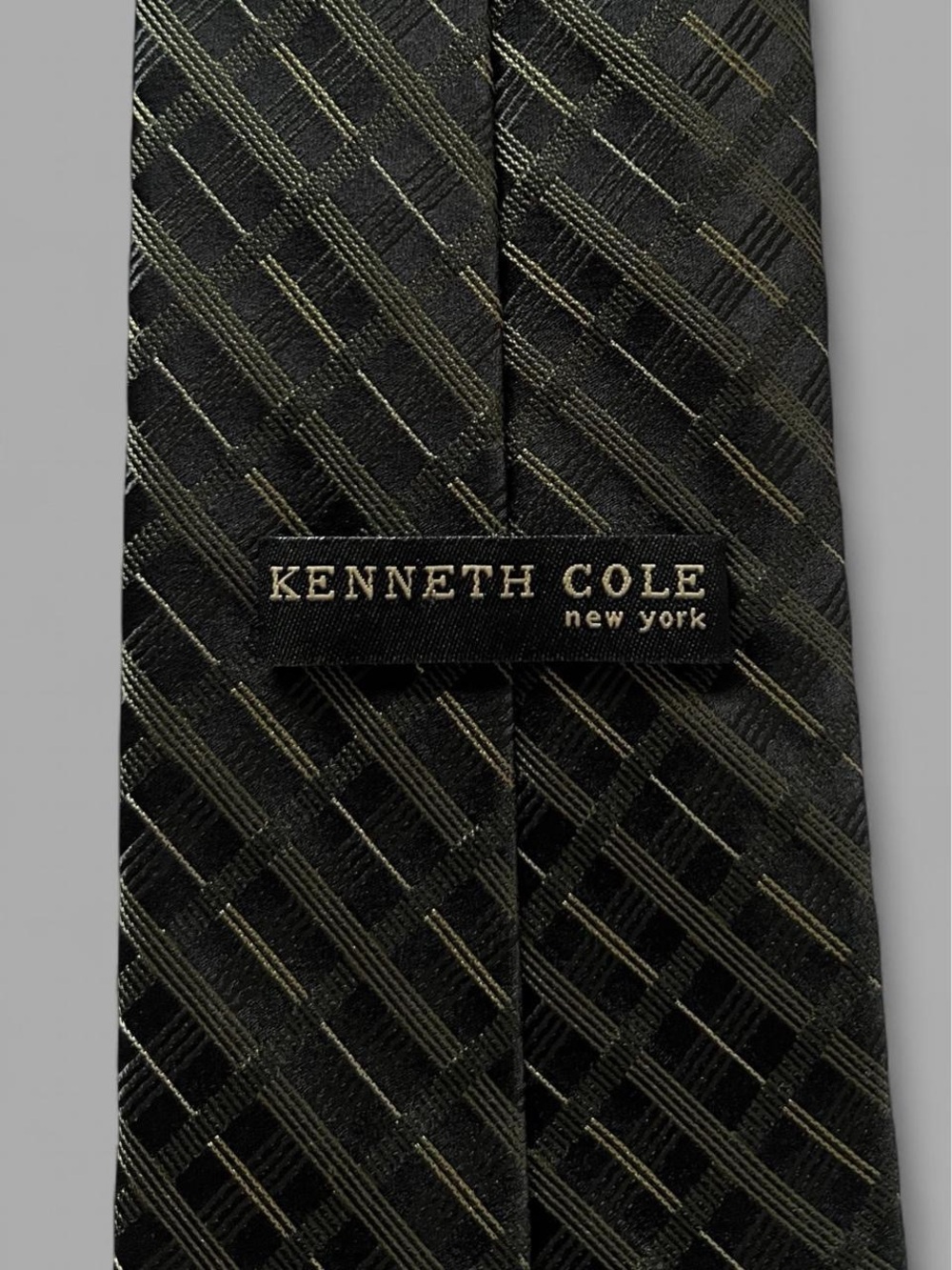 Vintage 90’s Kenneth Cole New York Black Green Striped Handmade Silk Tie